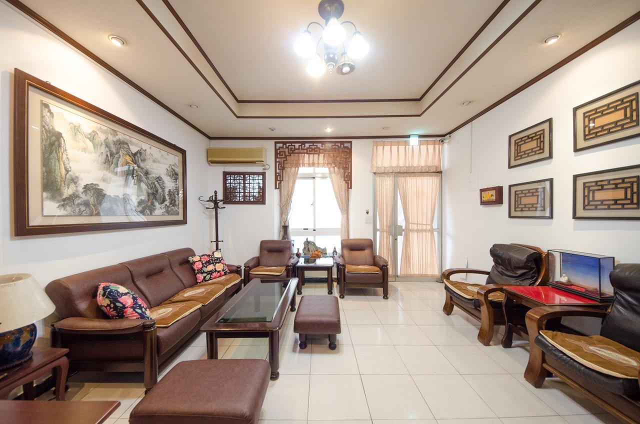 Tainan Travel Inn - Chenggong Univ. Екстериор снимка