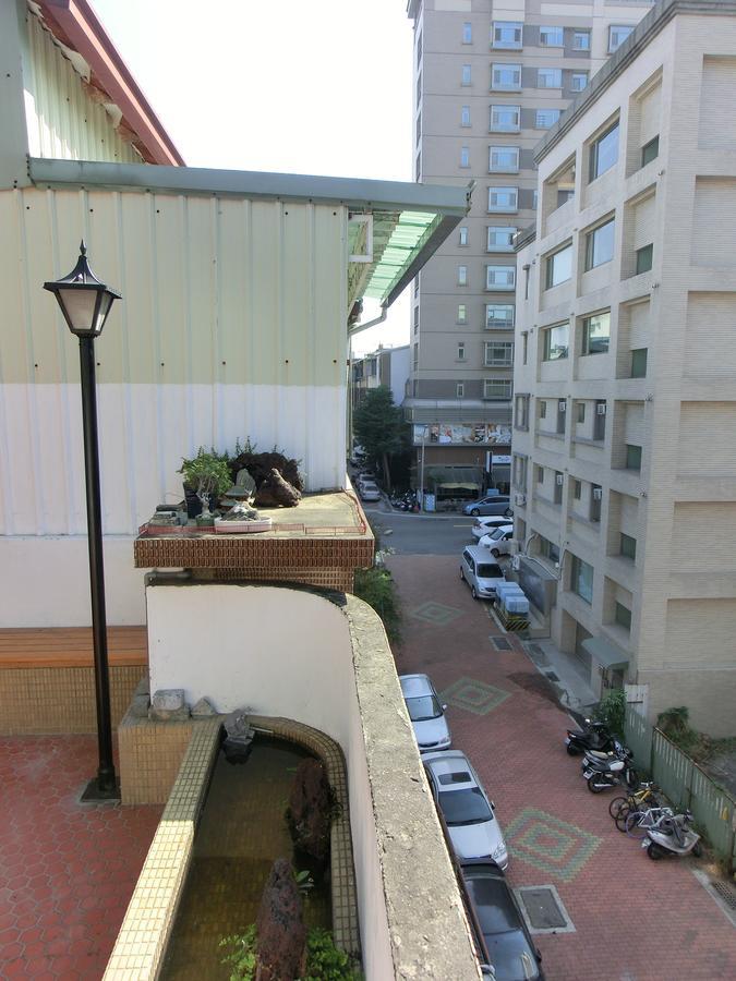 Tainan Travel Inn - Chenggong Univ. Екстериор снимка